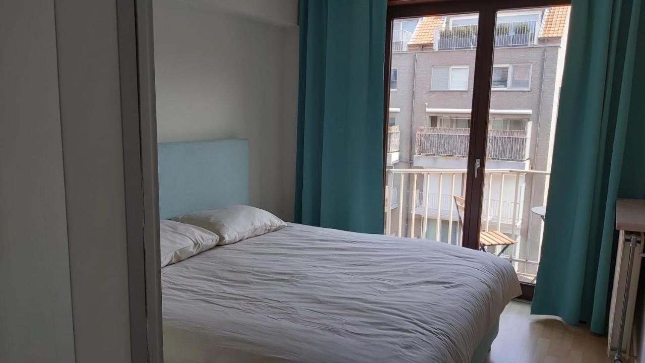 Appartement Met Zeezicht Op Het Van Bunnenplein Knokke-Heist Eksteriør bilde